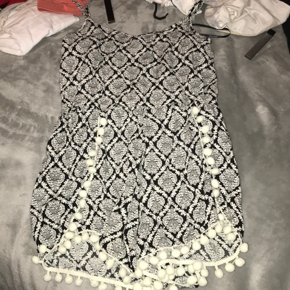 Romper - Picture 1 of 1